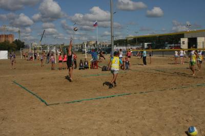 На площадки ТРЦ «Премьер» в субботу вернётся лето и пляжный волейбол